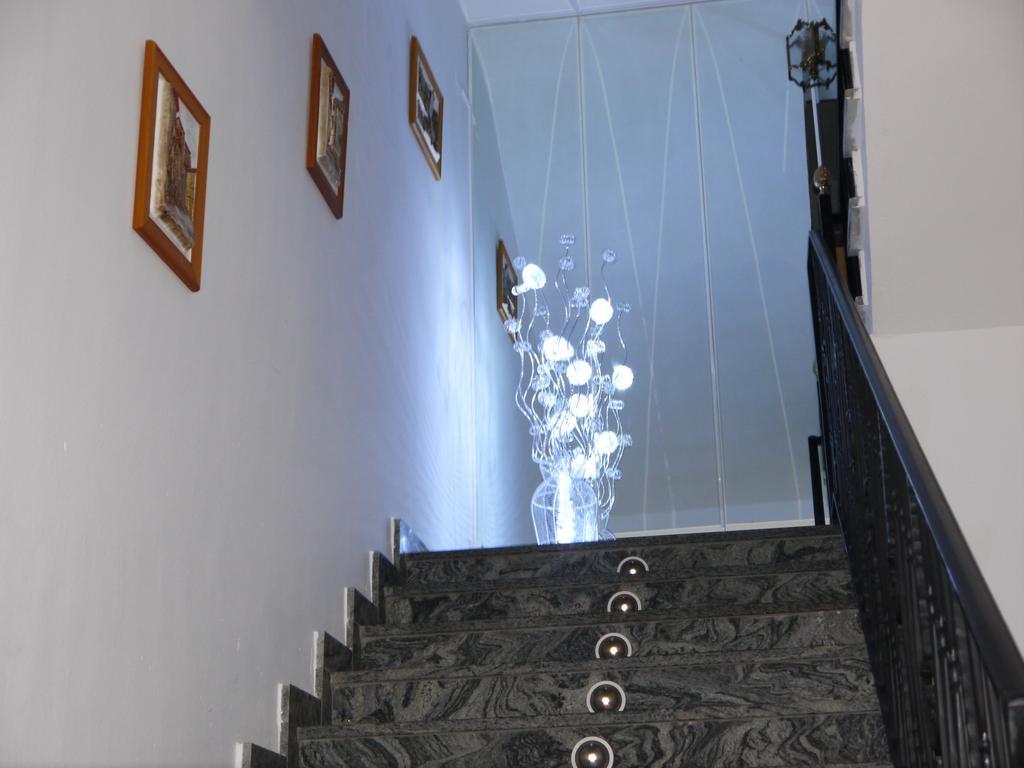 Hotel Rasil Cuenca  Extérieur photo